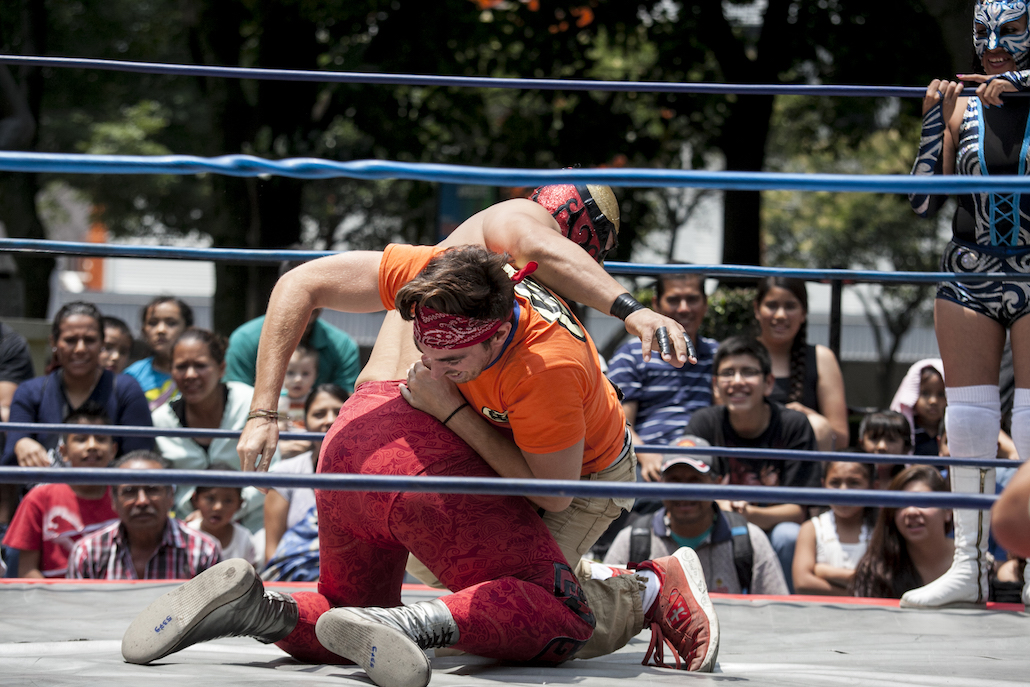 Pechino Express 5: Tina Cipollari fuori dalla finale, vincono di Socialisti Pechino Express 5: Tina Cipollari fuori dalla finale, vincono di Socialisti