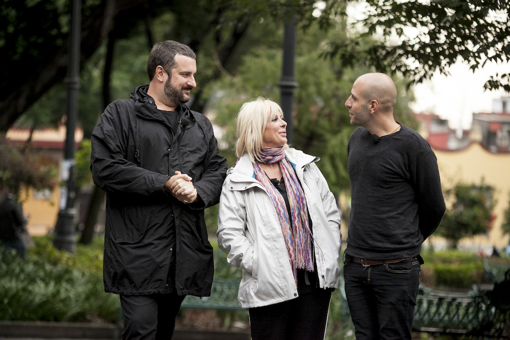 Pechino Express 5: Tina Cipollari fuori dalla finale, vincono di Socialisti Pechino Express 5: Tina Cipollari fuori dalla finale, vincono di Socialisti