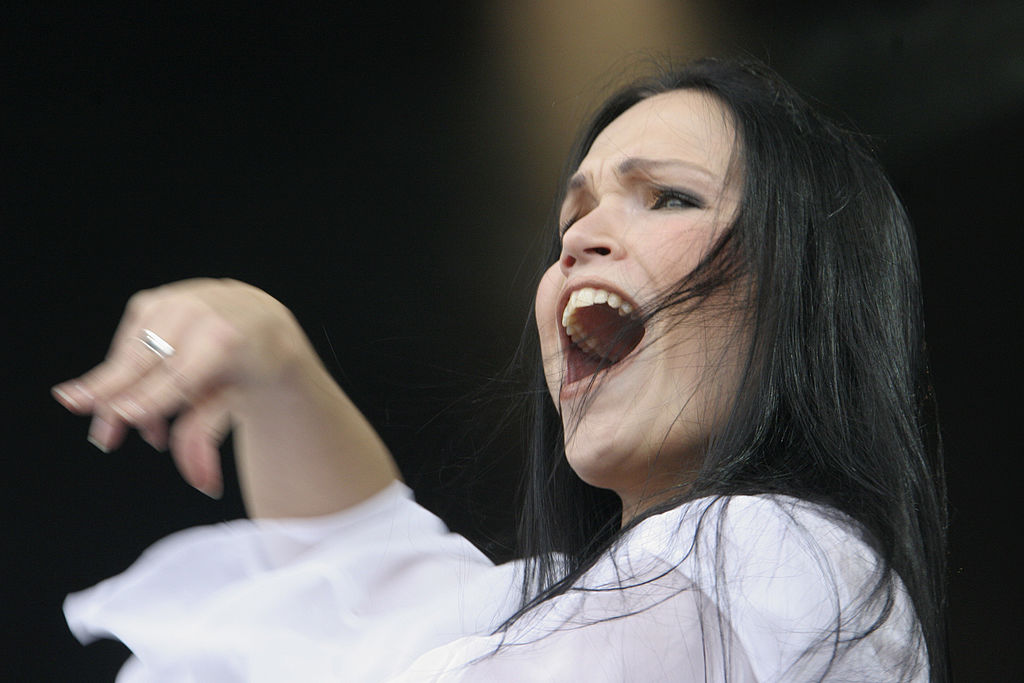 Tarja Turunen, il ritorno della soprano metal – Recensione