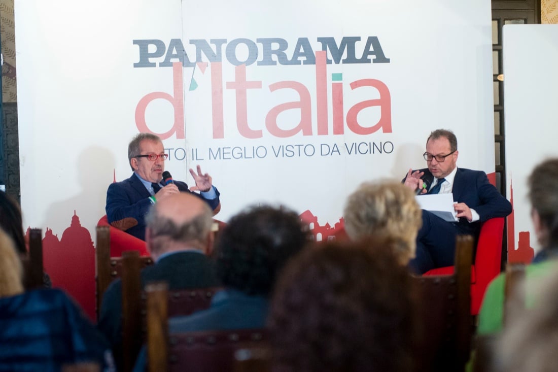 Roberto Maroni rilancia il referendum sull’autonomia lombarda – FOTO e VIDEO Roberto Maroni rilancia il referendum sull’autonomia lombarda – FOTO e VIDEO