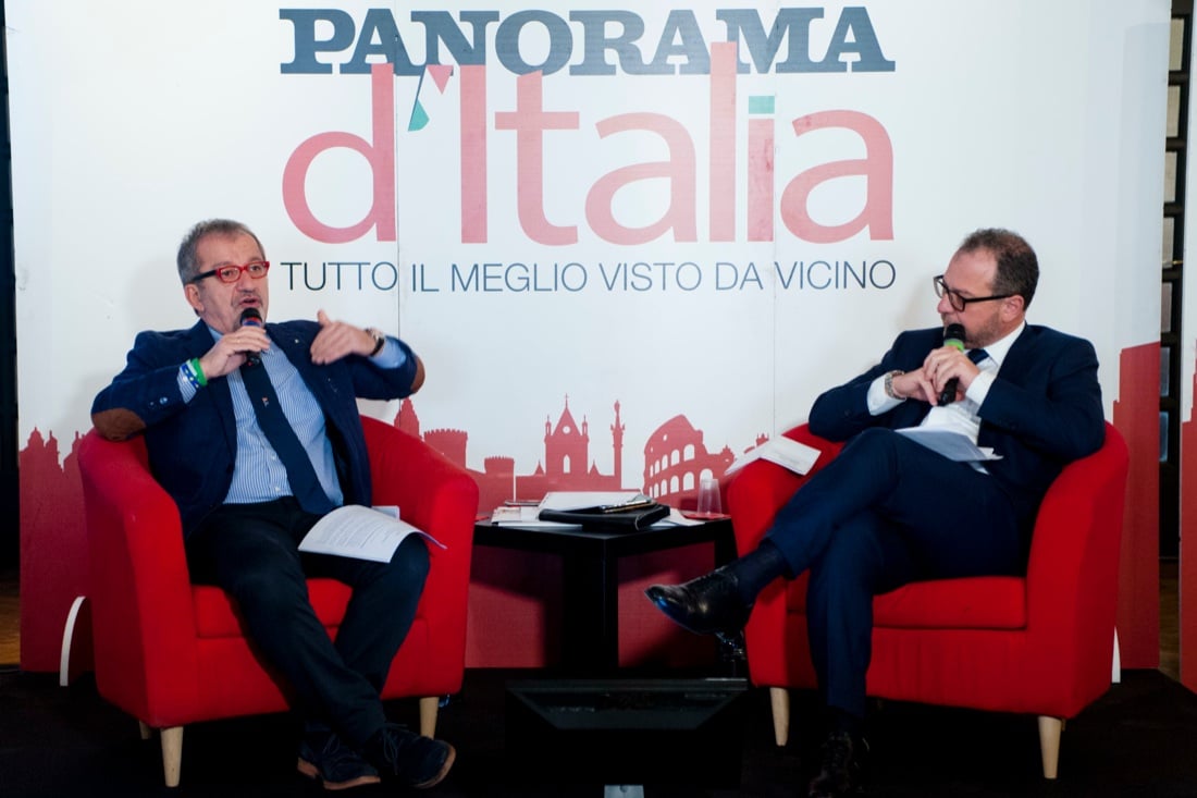 Roberto Maroni rilancia il referendum sull’autonomia lombarda – FOTO e VIDEO Roberto Maroni rilancia il referendum sull’autonomia lombarda – FOTO e VIDEO