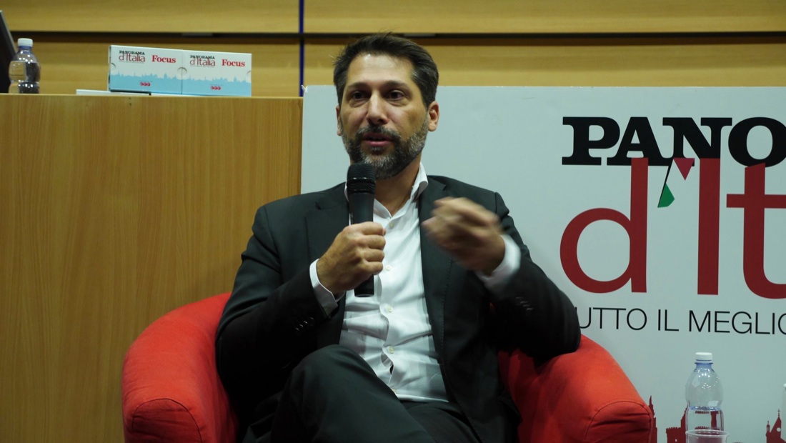 Viaggio nello spazio alla scoperta degli asteroidi – FOTO e VIDEO Viaggio nello spazio alla scoperta degli asteroidi – FOTO e VIDEO