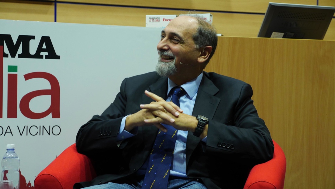 Viaggio nello spazio alla scoperta degli asteroidi – FOTO e VIDEO Viaggio nello spazio alla scoperta degli asteroidi – FOTO e VIDEO