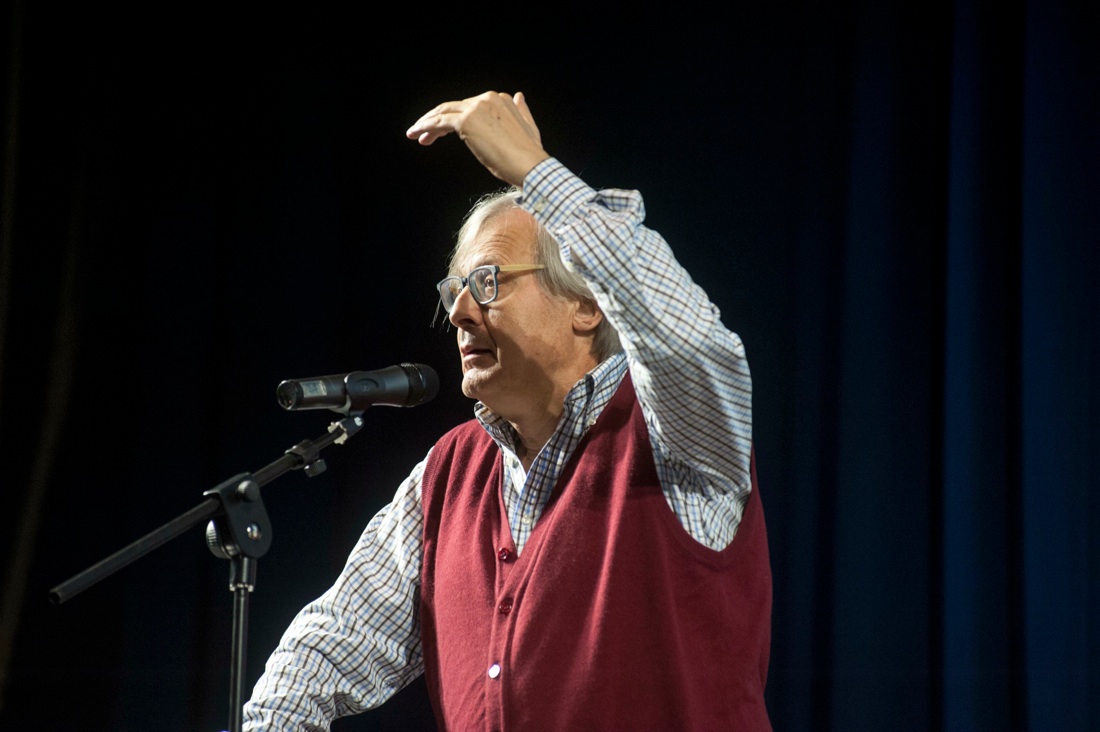 Vittorio Sgarbi mattatore a Mantova – FOTO e VIDEO Vittorio Sgarbi mattatore a Mantova – FOTO e VIDEO