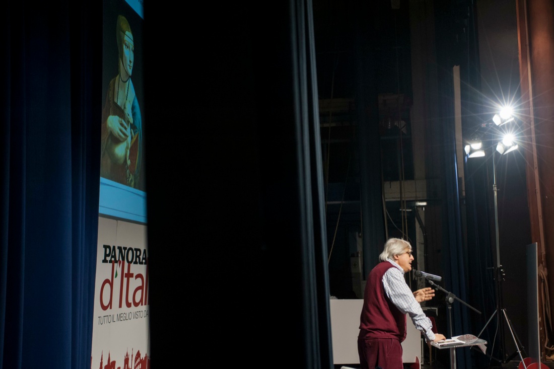 Vittorio Sgarbi mattatore a Mantova – FOTO e VIDEO Vittorio Sgarbi mattatore a Mantova – FOTO e VIDEO