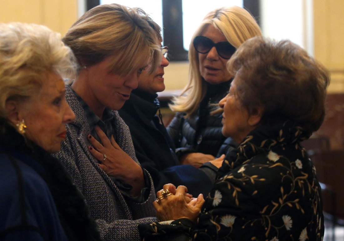 Umberto Veronesi, l’ultimo omaggio di Milano – FOTO