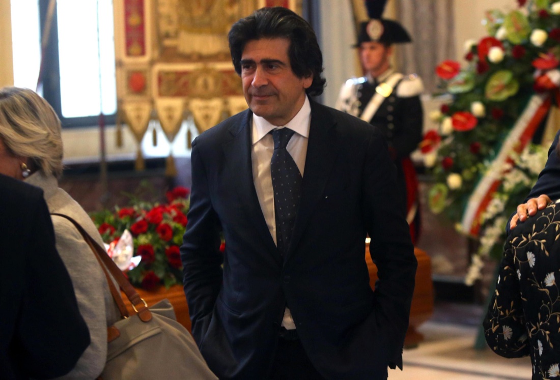 Umberto Veronesi, l’ultimo omaggio di Milano – FOTO