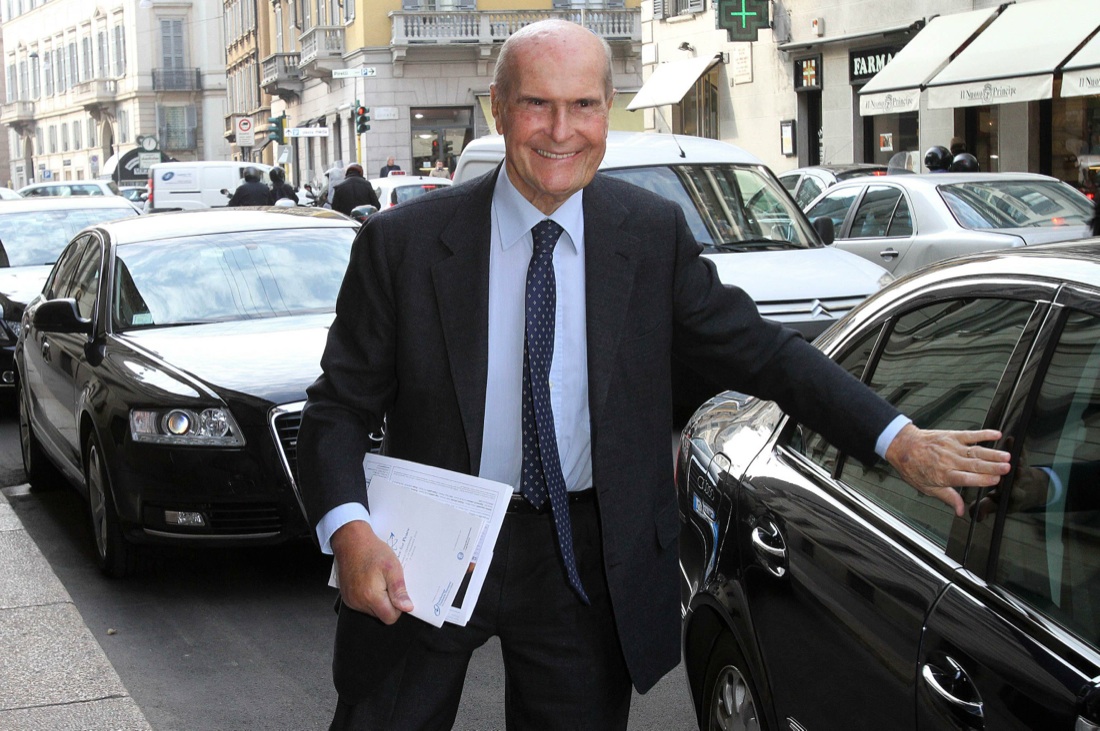 Umberto Veronesi, l’ultimo omaggio di Milano – FOTO