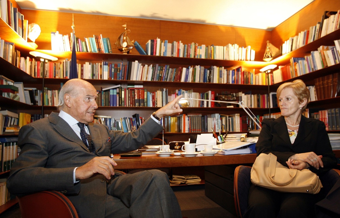 Umberto Veronesi, l’ultimo omaggio di Milano – FOTO