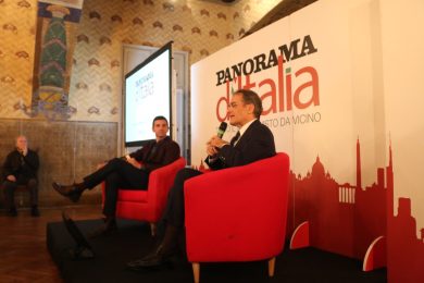 “Il tempo dei nuovi eroi” secondo Oscar di Montigny – FOTO