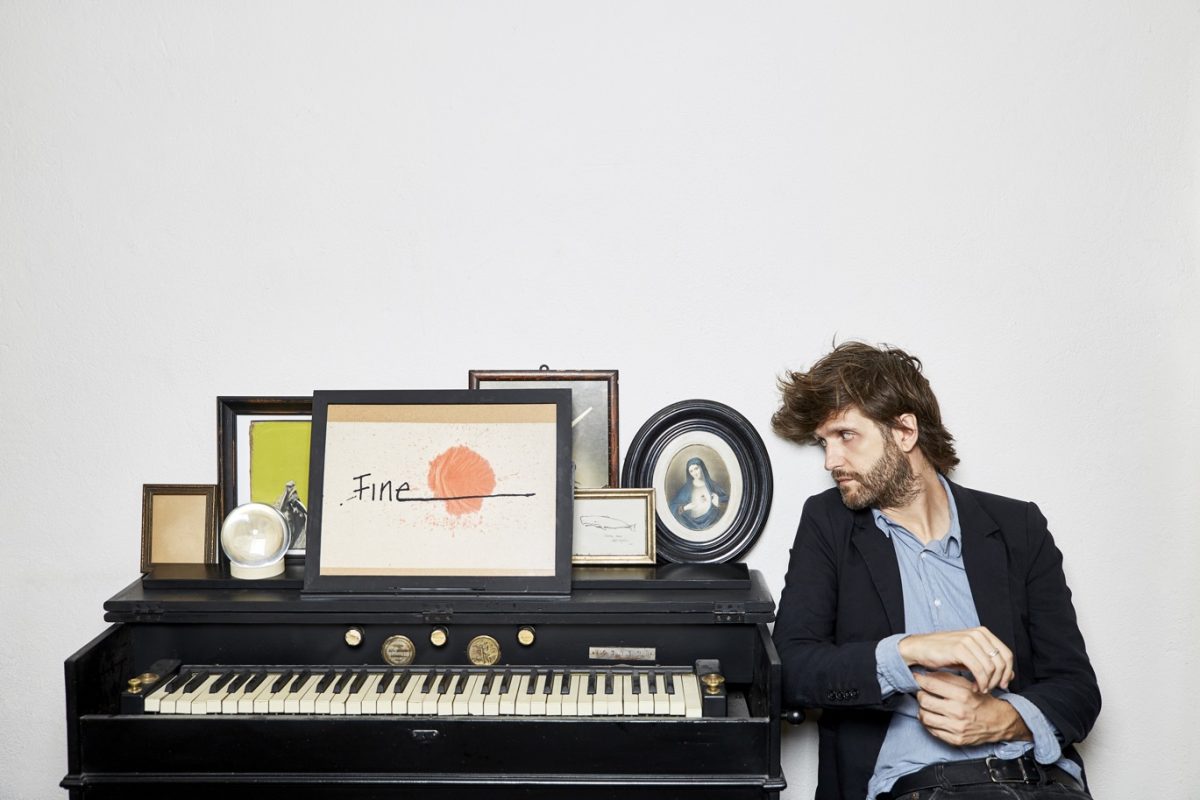 Galleria foto 'Intervista a Dente: “Le mie canzoni per metà hanno fame di provincia”' - foto 1