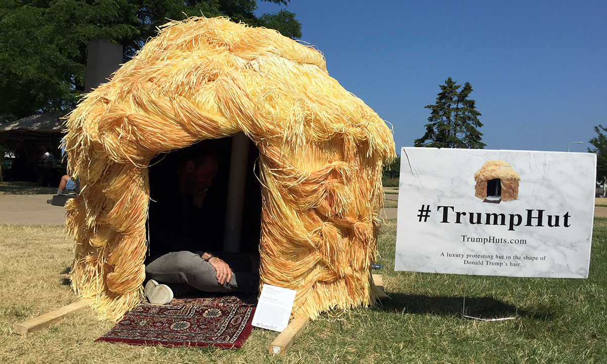 Hillary Clinton vs Donald Trump: il sarcasmo dei detrattori – Foto Hillary Clinton vs Donald Trump: il sarcasmo dei detrattori – Foto