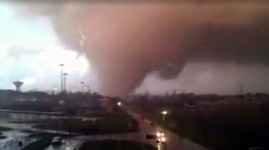 Maltempo, l’allerta si sposta al Sud – Foto e Video