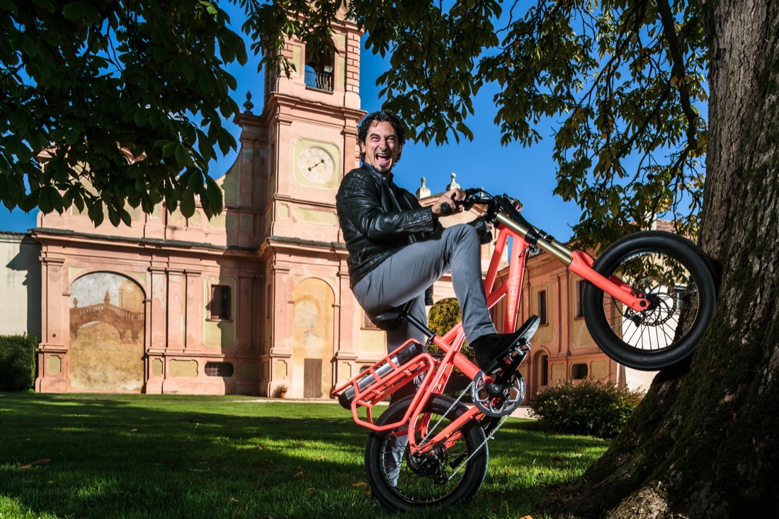 La e-bike Ekletta pedala all’estero