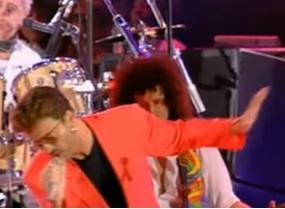 Elton John canta per George Michael – FOTO e VIDEO Elton John canta per George Michael – FOTO e VIDEO