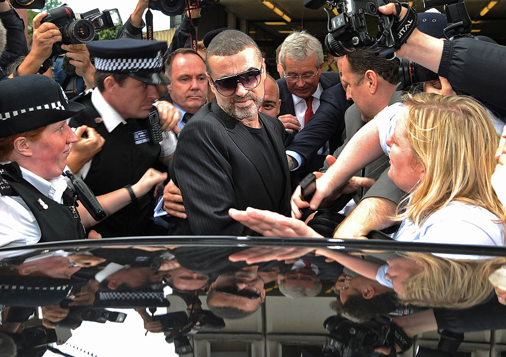 Elton John canta per George Michael – FOTO e VIDEO Elton John canta per George Michael – FOTO e VIDEO