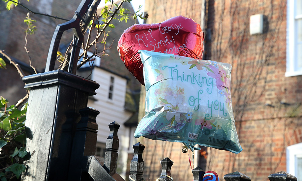 Elton John canta per George Michael – FOTO e VIDEO Elton John canta per George Michael – FOTO e VIDEO