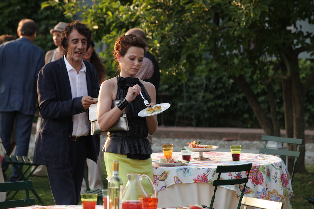 Il mio vicino del piano di sopra: il film tv con Barbora Bobulova e Sergio Rubini Il mio vicino del piano di sopra: il film tv con Barbora Bobulova e Sergio Rubini