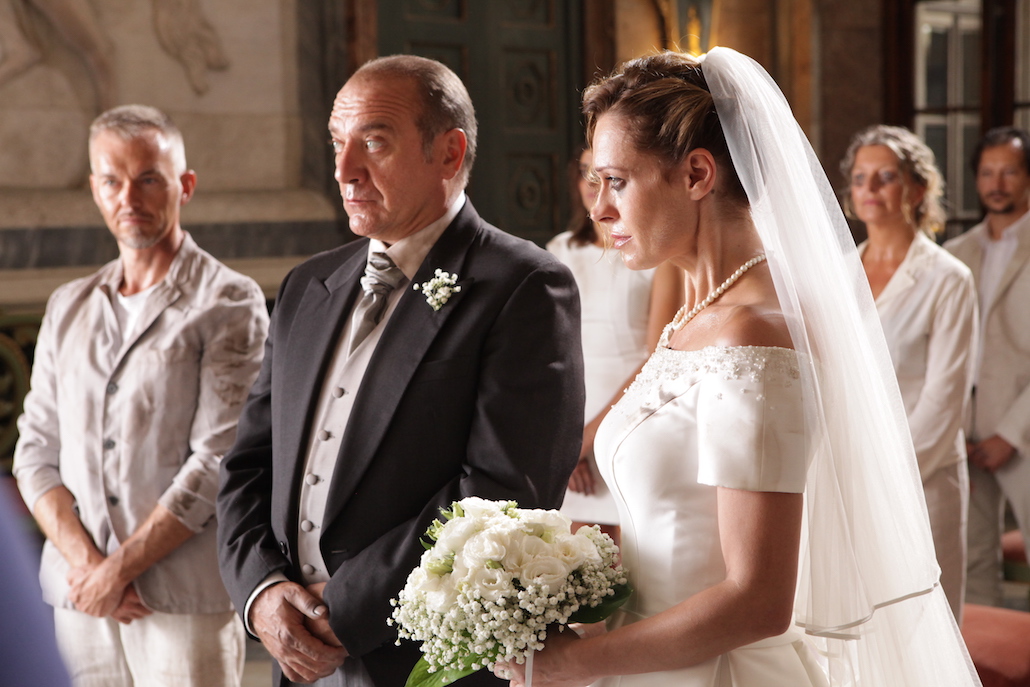 Il mio vicino del piano di sopra: il film tv con Barbora Bobulova e Sergio Rubini Il mio vicino del piano di sopra: il film tv con Barbora Bobulova e Sergio Rubini