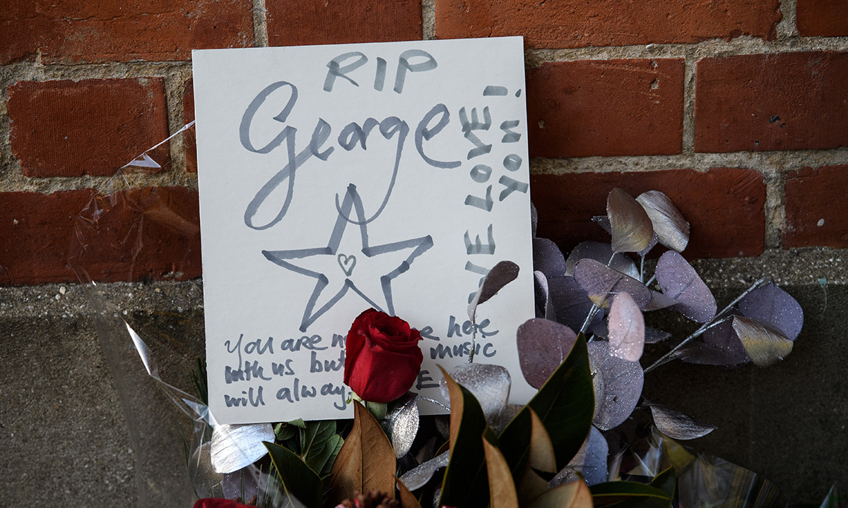 George Michael, l’ultimo tributo dei fan – Foto George Michael, l’ultimo tributo dei fan – Foto