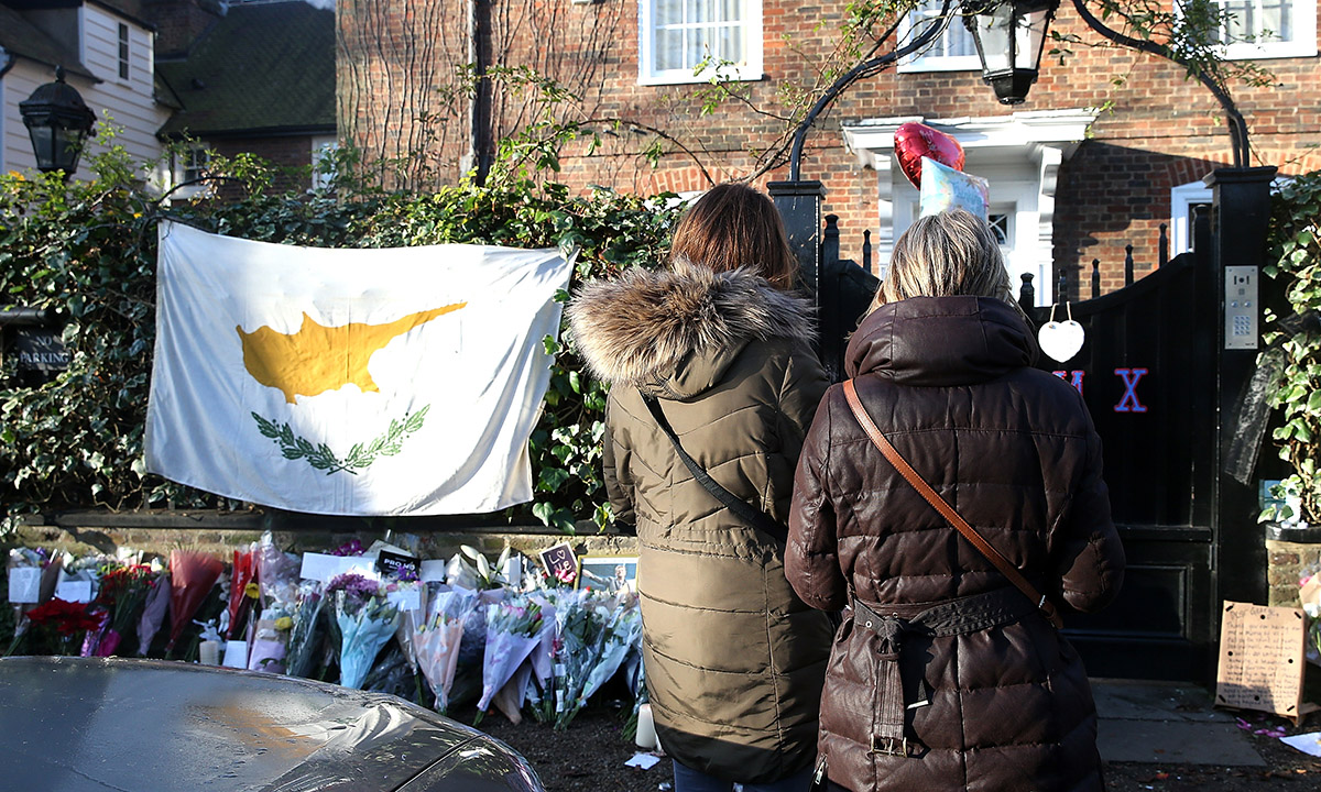 George Michael, l’ultimo tributo dei fan – Foto George Michael, l’ultimo tributo dei fan – Foto