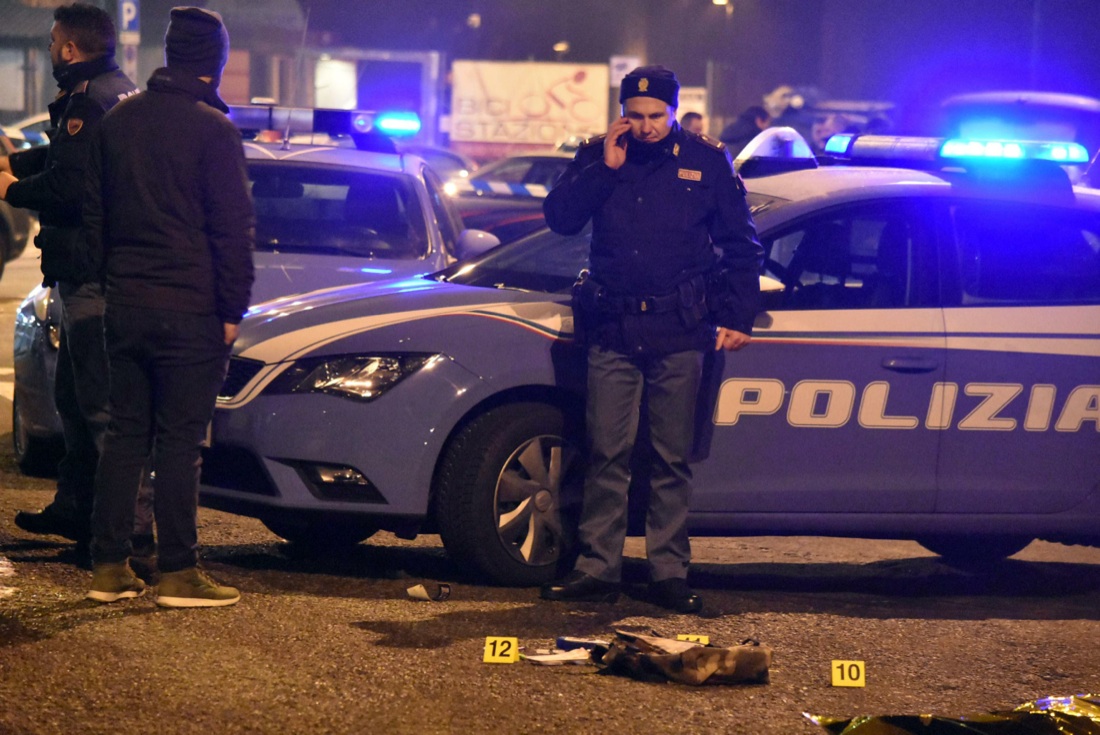 Chi era Anis Amri, l’attentatore di Berlino ucciso a Milano – FOTO e VIDEO Chi era Anis Amri, l’attentatore di Berlino ucciso a Milano – FOTO e VIDEO