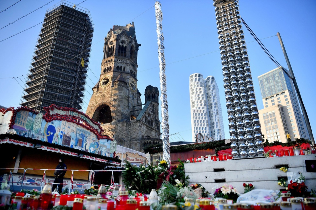 Chi era Anis Amri, l’attentatore di Berlino ucciso a Milano – FOTO e VIDEO Chi era Anis Amri, l’attentatore di Berlino ucciso a Milano – FOTO e VIDEO