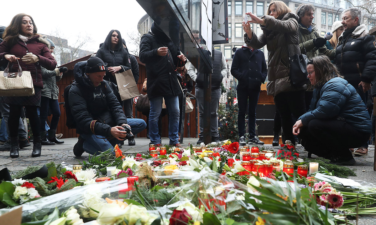 Chi era Anis Amri, l’attentatore di Berlino ucciso a Milano – FOTO e VIDEO Chi era Anis Amri, l’attentatore di Berlino ucciso a Milano – FOTO e VIDEO