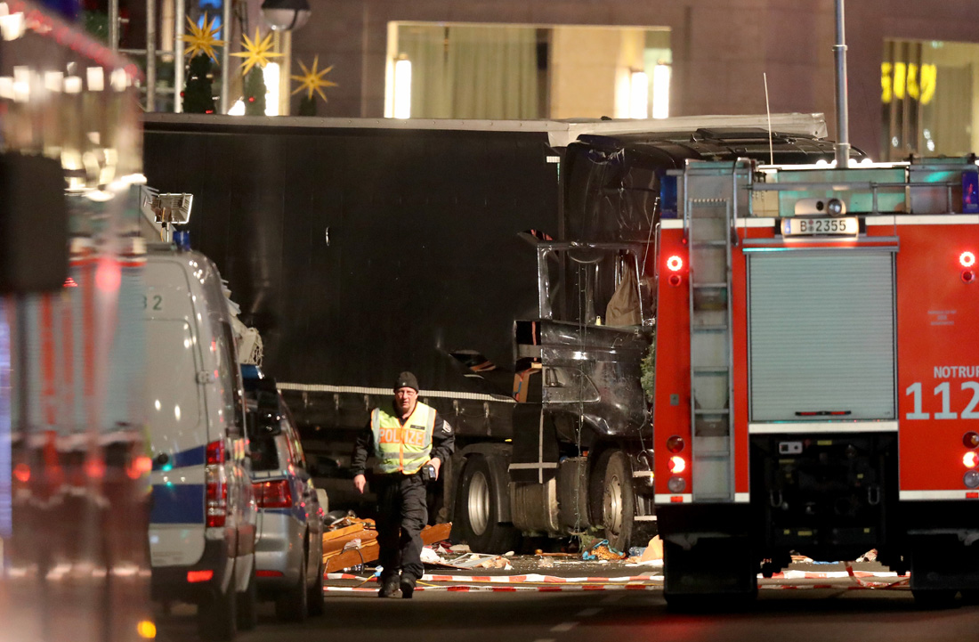 Chi era Anis Amri, l’attentatore di Berlino ucciso a Milano – FOTO e VIDEO Chi era Anis Amri, l’attentatore di Berlino ucciso a Milano – FOTO e VIDEO
