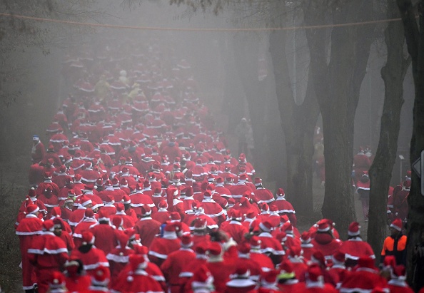 I Babbo Natale di corsa nel mondo I Babbo Natale di corsa nel mondo