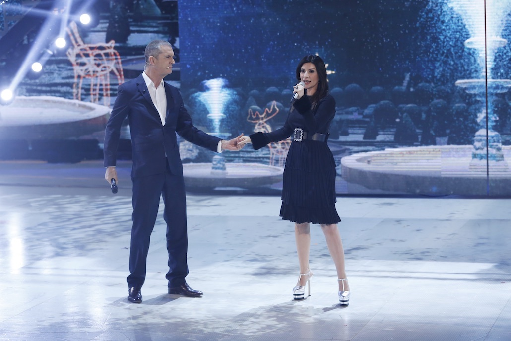 House Party: Laura Pausini e Gerry Scotti mattatori della terza puntata House Party: Laura Pausini e Gerry Scotti mattatori della terza puntata