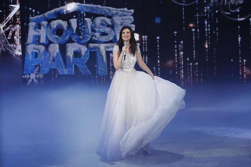 House Party: Laura Pausini e Gerry Scotti mattatori della terza puntata House Party: Laura Pausini e Gerry Scotti mattatori della terza puntata