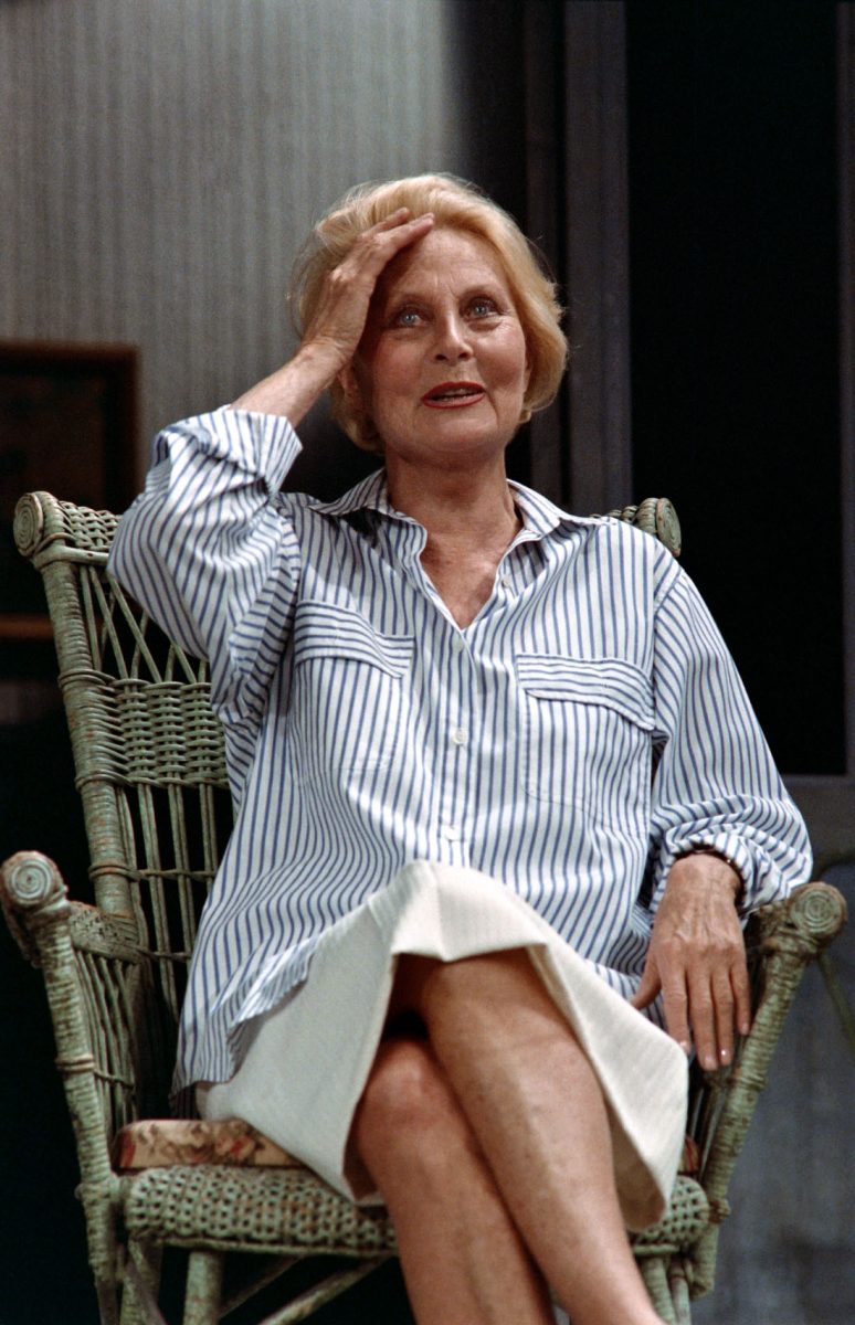 È morta l’attrice Michèle Morgan, gli occhi più belli del cinema francese – Foto È morta l’attrice Michèle Morgan, gli occhi più belli del cinema francese – Foto