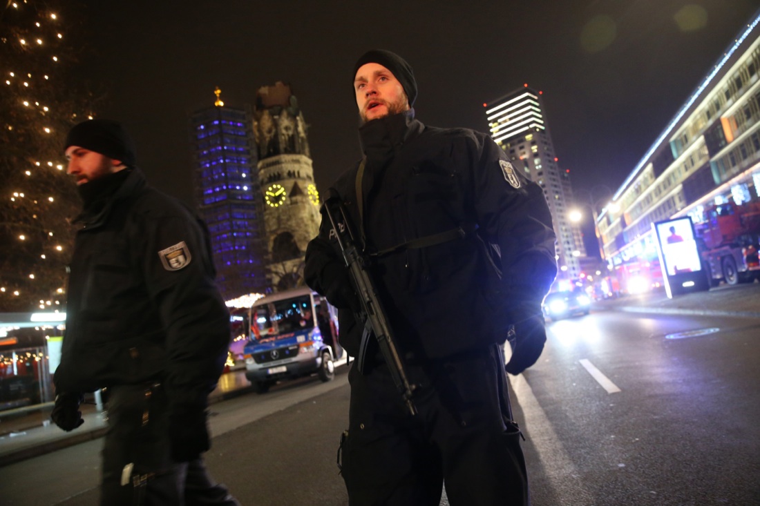 Il terrore jihadista in Europa forgia la nostra appartenenza