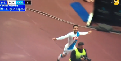 Napoli-Torino: Mertens segna il gol dell’anno