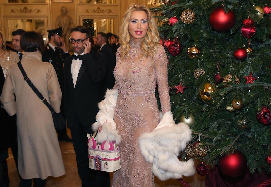 Valeria Marini, la nuova fiamma è Stefano Maniscalco? Valeria Marini, la nuova fiamma è Stefano Maniscalco?