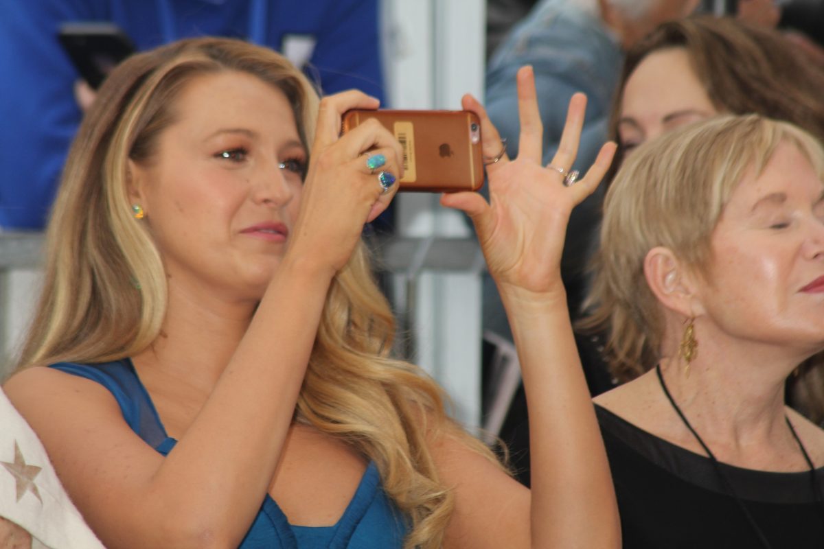 Galleria foto 'Ryan Reynolds ha la sua stella sul Walk of Fame' - foto 5