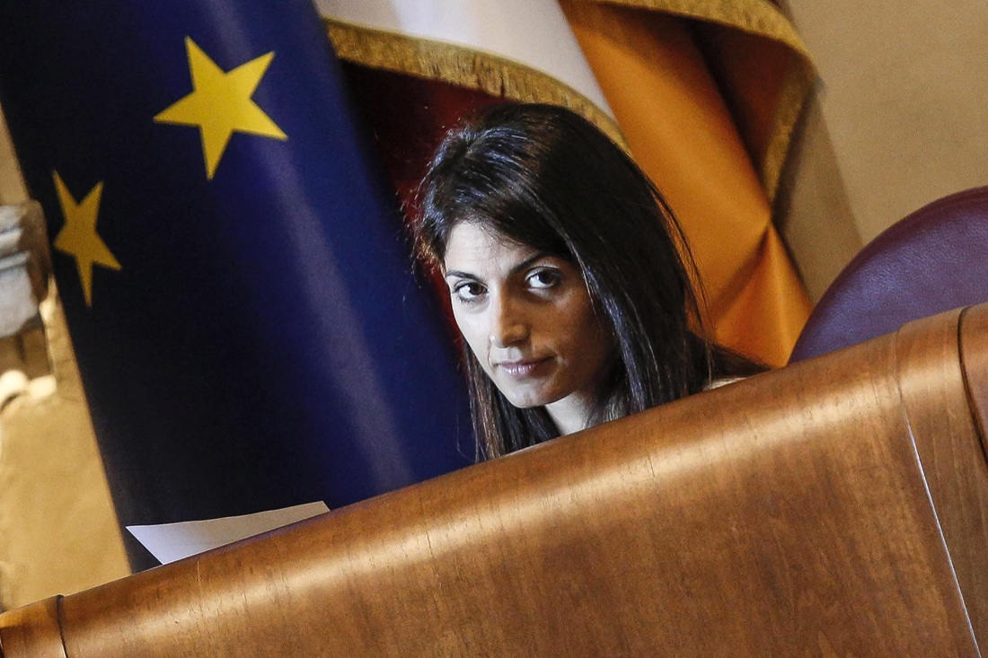 Accertamenti in Campidoglio per verificare assunzioni e nomine della giunta Raggi Accertamenti in Campidoglio per verificare assunzioni e nomine della giunta Raggi