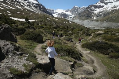 Chamois, the “Pearl of the Alps” that said no to cars