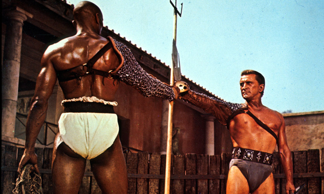 Kirk Douglas, compie 100 anni lo Spartacus icona di Hollywood – Foto Kirk Douglas, compie 100 anni lo Spartacus icona di Hollywood – Foto