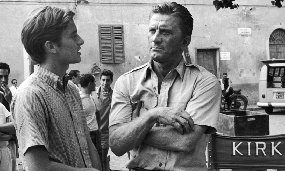 Kirk Douglas, compie 100 anni lo Spartacus icona di Hollywood – Foto Kirk Douglas, compie 100 anni lo Spartacus icona di Hollywood – Foto