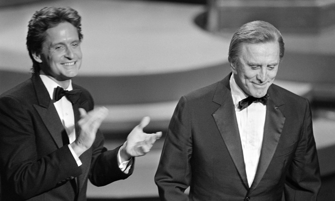 Kirk Douglas, compie 100 anni lo Spartacus icona di Hollywood – Foto Kirk Douglas, compie 100 anni lo Spartacus icona di Hollywood – Foto