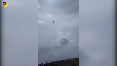 Lancio col paracadute: incidente mortale per Weimar Becerra