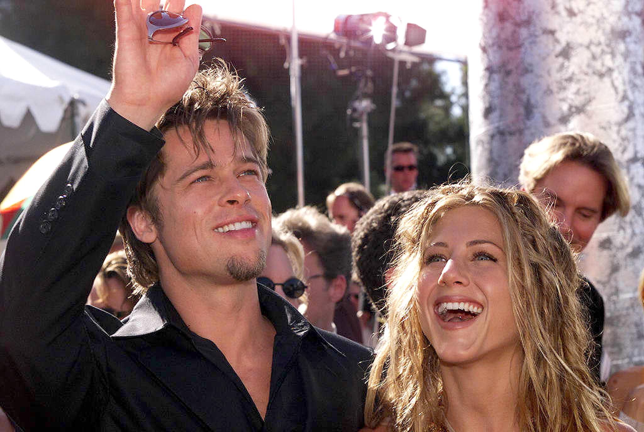 Jennifer Aniston, due di picche a Brad Pitt
