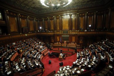 Il caos di un Senato part time