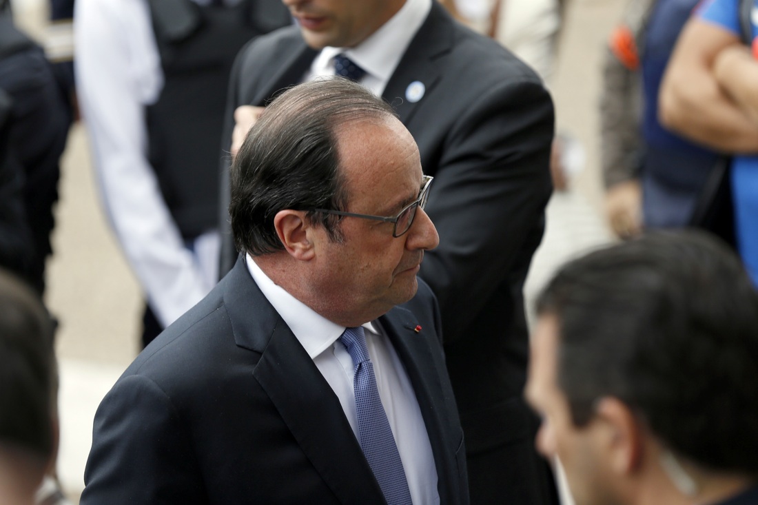 La resa di Francois Hollande