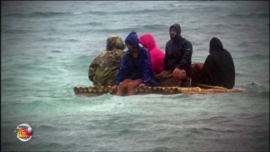 Isola dei Famosi 12: pioggia e maltempo in diretta, salta la prima puntata Isola dei Famosi 12: pioggia e maltempo in diretta, salta la prima puntata