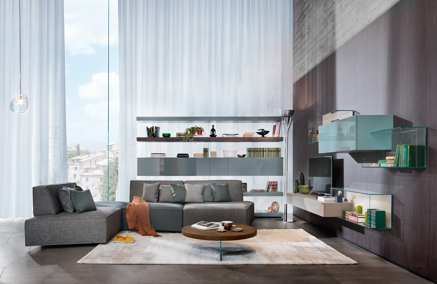 Facebook, così aiuta le piccole imprese Facebook, così aiuta le piccole imprese