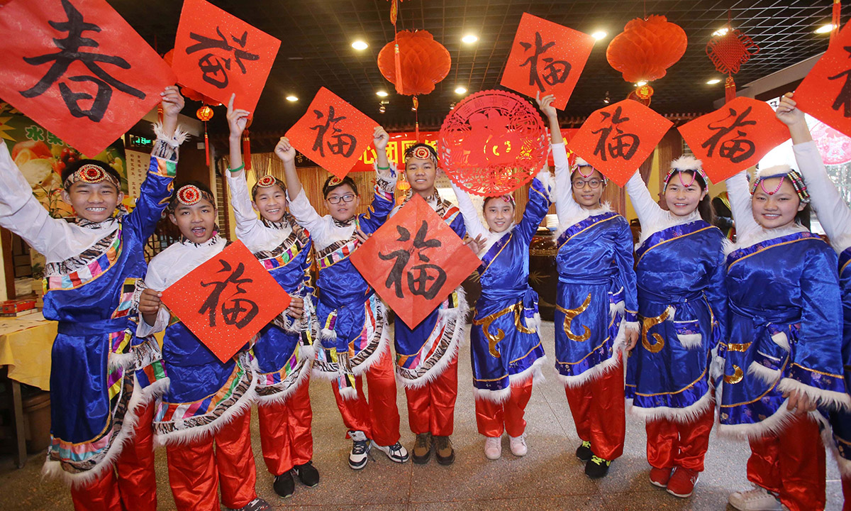 Capodanno cinese: inizia l’anno del Gallo – Foto