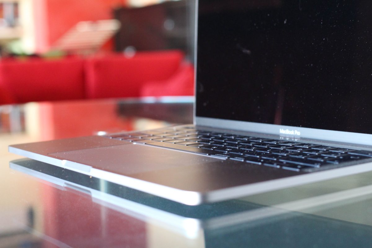 Galleria foto 'Apple MacBook Pro 13 (con TouchBar), la recensione' - foto 22